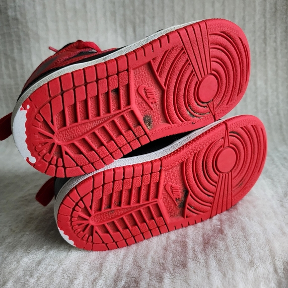 GUC ✅️ 8C Jordan 1 Mid TD Child Toddler - Picture 6 of 8